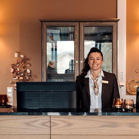 Gloppen Hotell - By Classic Norway Hotels Sandane Bagian luar foto
