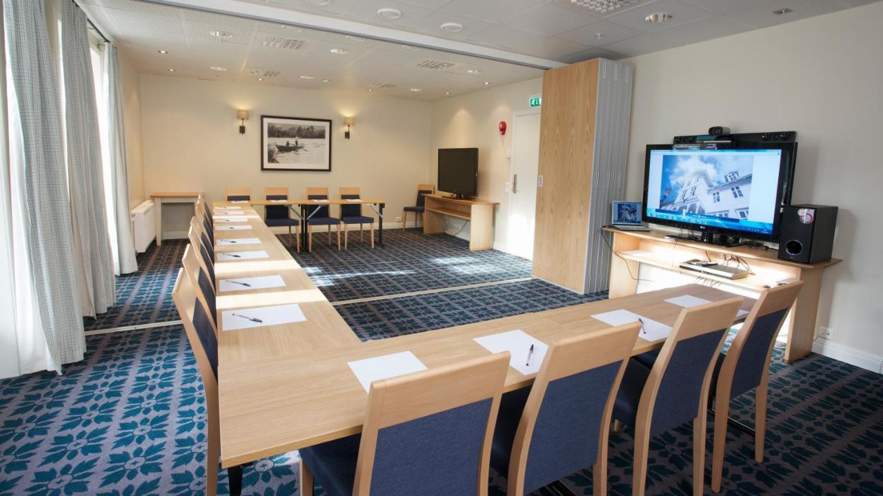 Gloppen Hotell - By Classic Norway Hotels Sandane Bagian luar foto